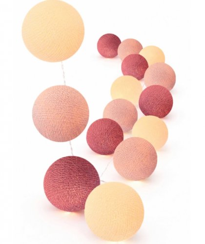 LED Lichterkette Rosengarten mit Kugeln in Creme, Nude und Old Rose – warmweißes Licht, batteriebetrieben oder per Strom, ideal für stilvolle Wohnzimmerdeko