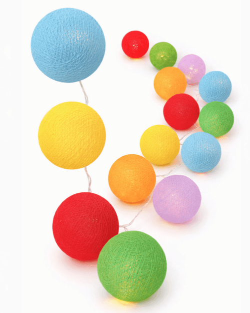 LED Nachtlicht Fiesta mit bunten Kugeln in Blau, Gelb, Rot, Grün und Violett – warmweißes Licht, ideal für Kinderzimmer udn Babyzimmer als Schlummerlicht.